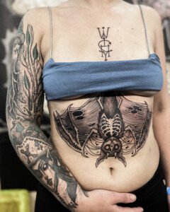 tatoueur saint etienne tattoo chauve souris