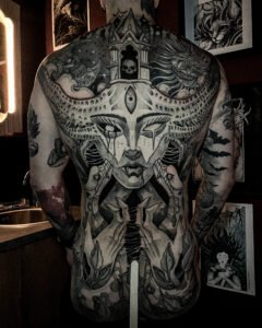 tatoueur saint etienne tattoo deesse