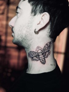 tatoueur saint etienne tattoo papillon