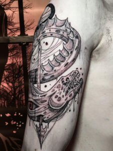 tatoueur saint etienne tattoo monstre